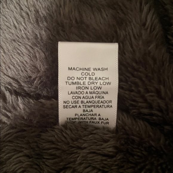 Love Tree Camo 100% Cotton w/ Fuzzy Gray Lining Jacket | Removable Fur | Size L - Picture 14 of 15